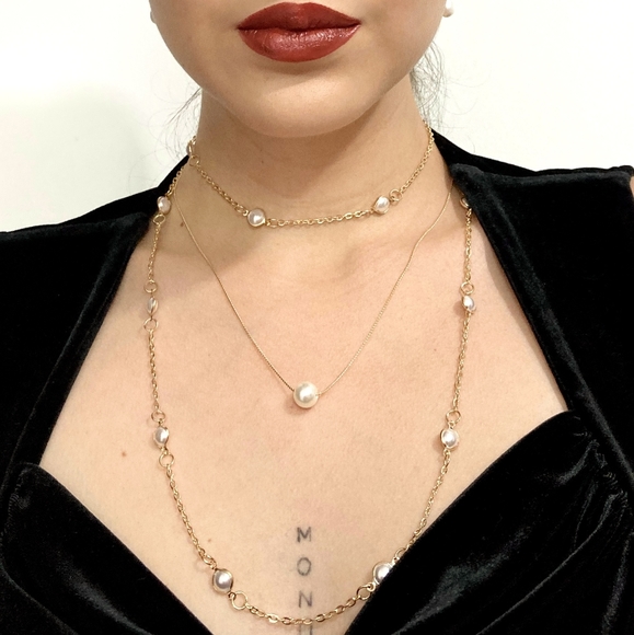 Multilayered Faux Pearl Minimalist Necklace 26in Plus 4in Extender - Picture 10 of 10